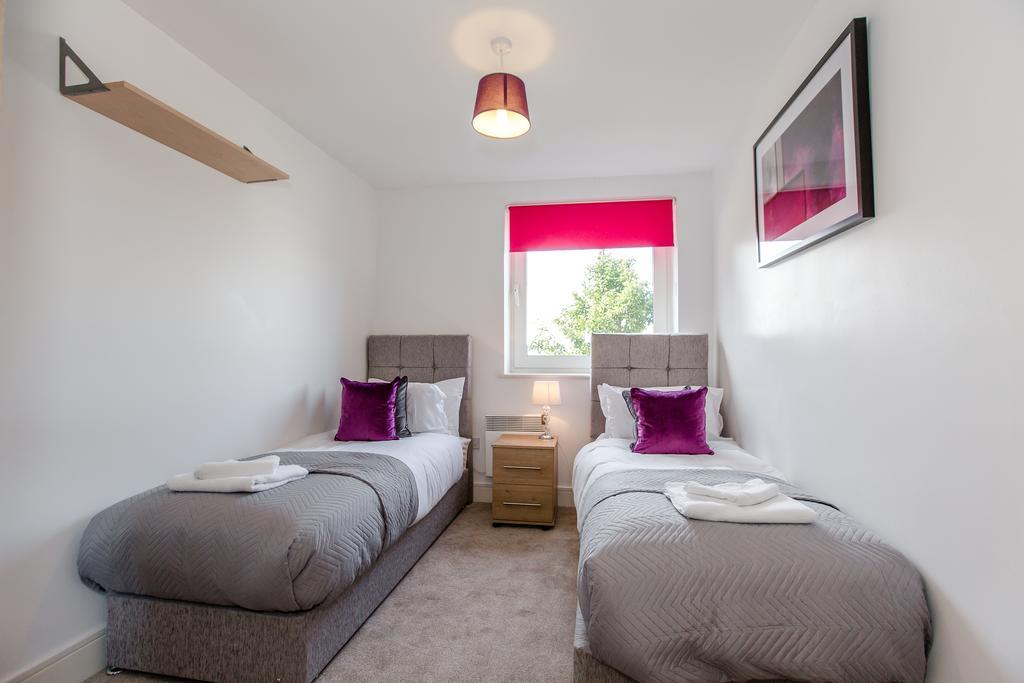 ✪ Ideal Ipswich ✪ Serviced Quays Apartment - 2 Bed Perfect For Felixstowe Port/A12/Science Park/Business Park ✪ Ngoại thất bức ảnh